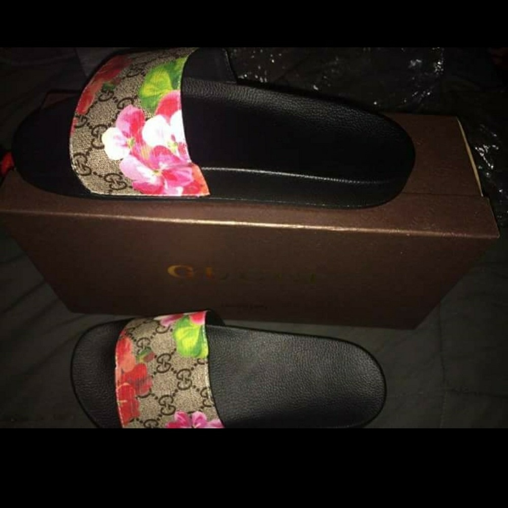 Womans Floral Gucci Slides
